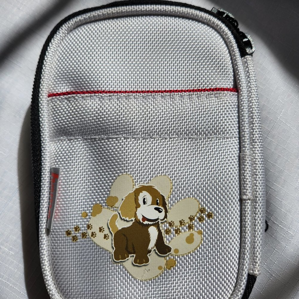 NWOT Hama White Small Bag